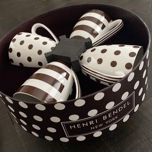 Henri Bendel Mug Set